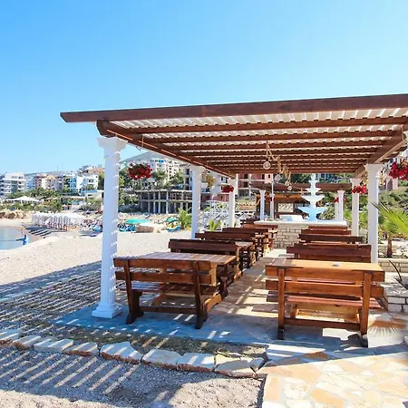 Zino's Guest house Sarande